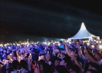 HUT OI yang ke 21 menghadirkan bend ternama dari ibu kota namun menuai kontroversi dan mengecewakan masyarakat sehingga membubarkan diri sebelum acara selesai