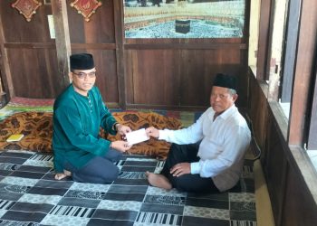 Bhakti Sosial Yang Luar Biasa Dilakukan Oleh Kades Teluk Kecapi (Rohiman) Patut Di Berikan Apresiasi dan Contoh Positif Bagi Kades Kades Yang Lain,