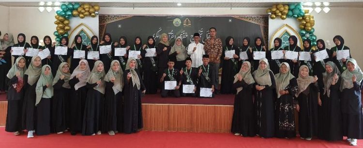 43 Siswa Terbaik SMAN 1 Indralaya Utara Ogan Ilir Di Wisuda, Dan Mendapat Gelar Religius Boarding School Telent Show 2025